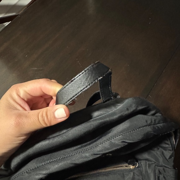 Used KateSpade women large backpack - Picture 3 of 8